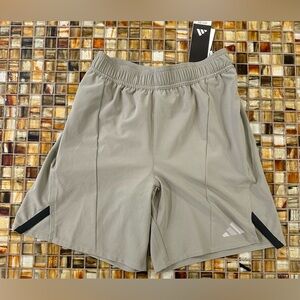 NWT Adidas Men’s D4T Designed for Training Mélange Shorts ~XS~Gray~7”~$55